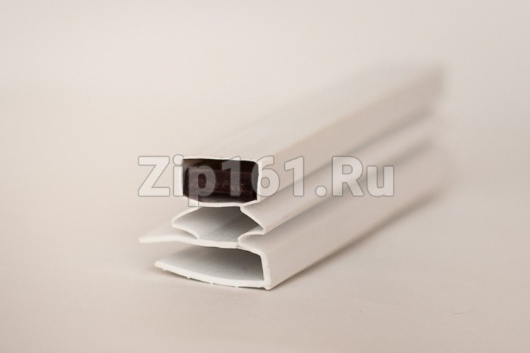 Уплотнитель 320 * 590 мм для холодильника Бирюса